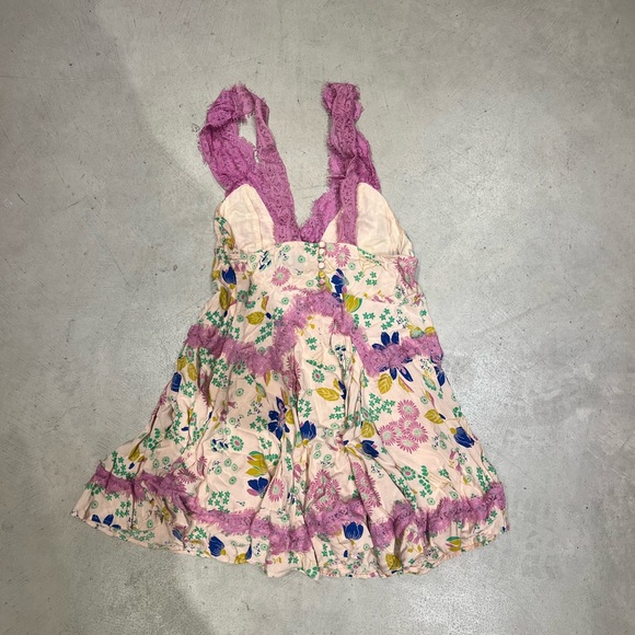 Urban outfitters floral mini summer dress - Picture 3 of 3